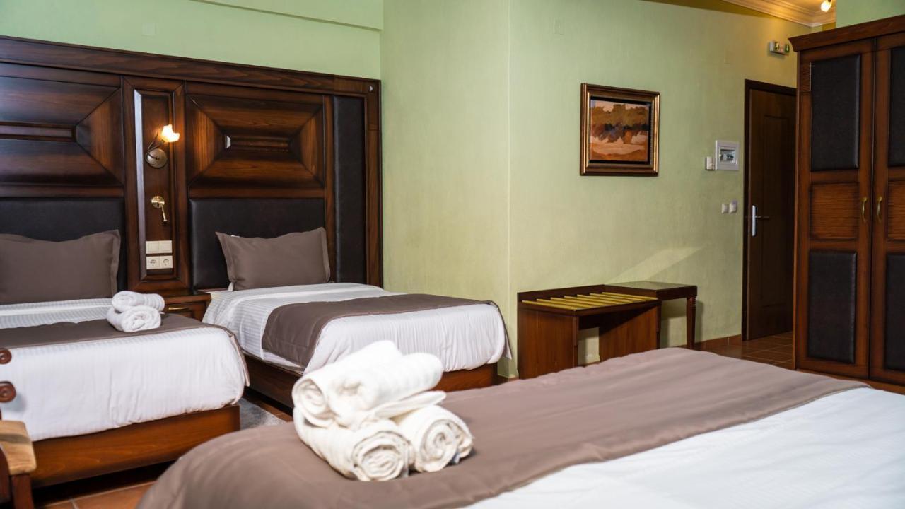 Dellas Boutique Hotel Kalambaka Exterior photo