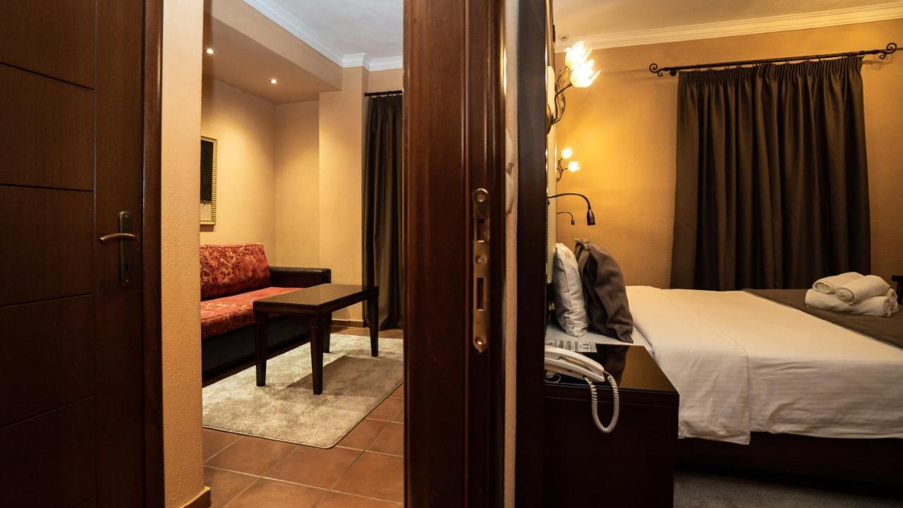 Dellas Boutique Hotel Kalambaka Exterior photo